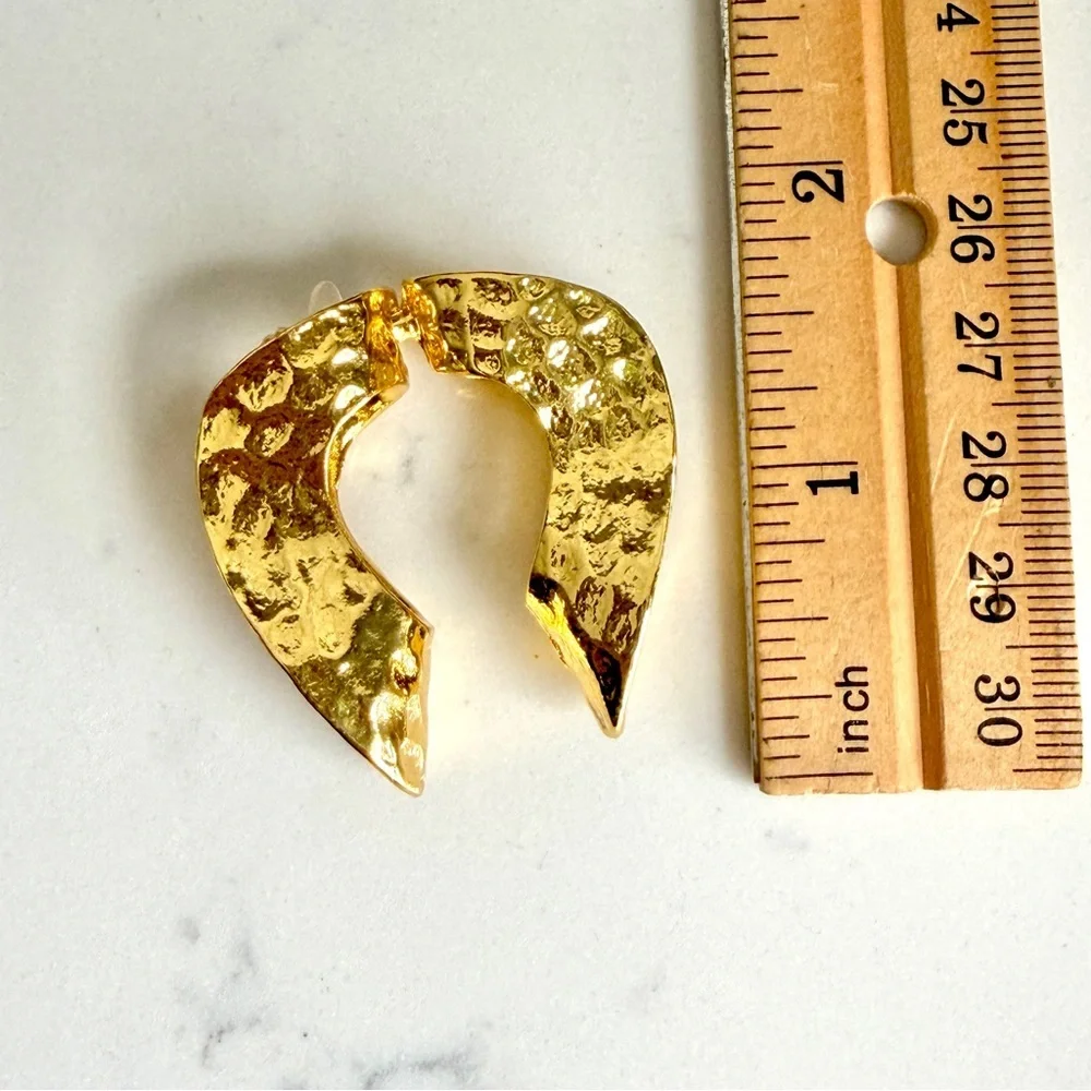 2/$30🌵 Gold Tone Curved Organic Shape Earrings Double Sided Unique Jewelry NEW